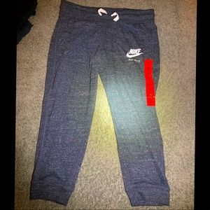 Nike Capri Leggings